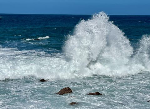 Garachico waves