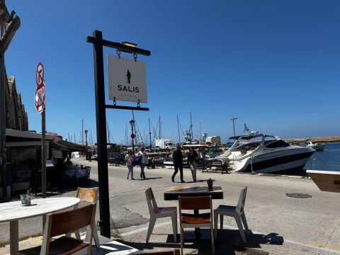 Salis sign and harbour