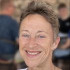 Julia Harding MW headshot