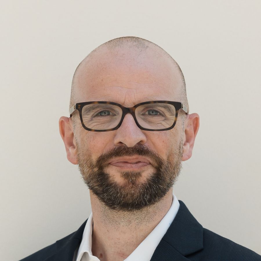 Richard Hemming MW headshot