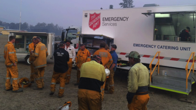 Salvation Army emergency food truck feeds those fighting Australia's 2019/20 bushfires 